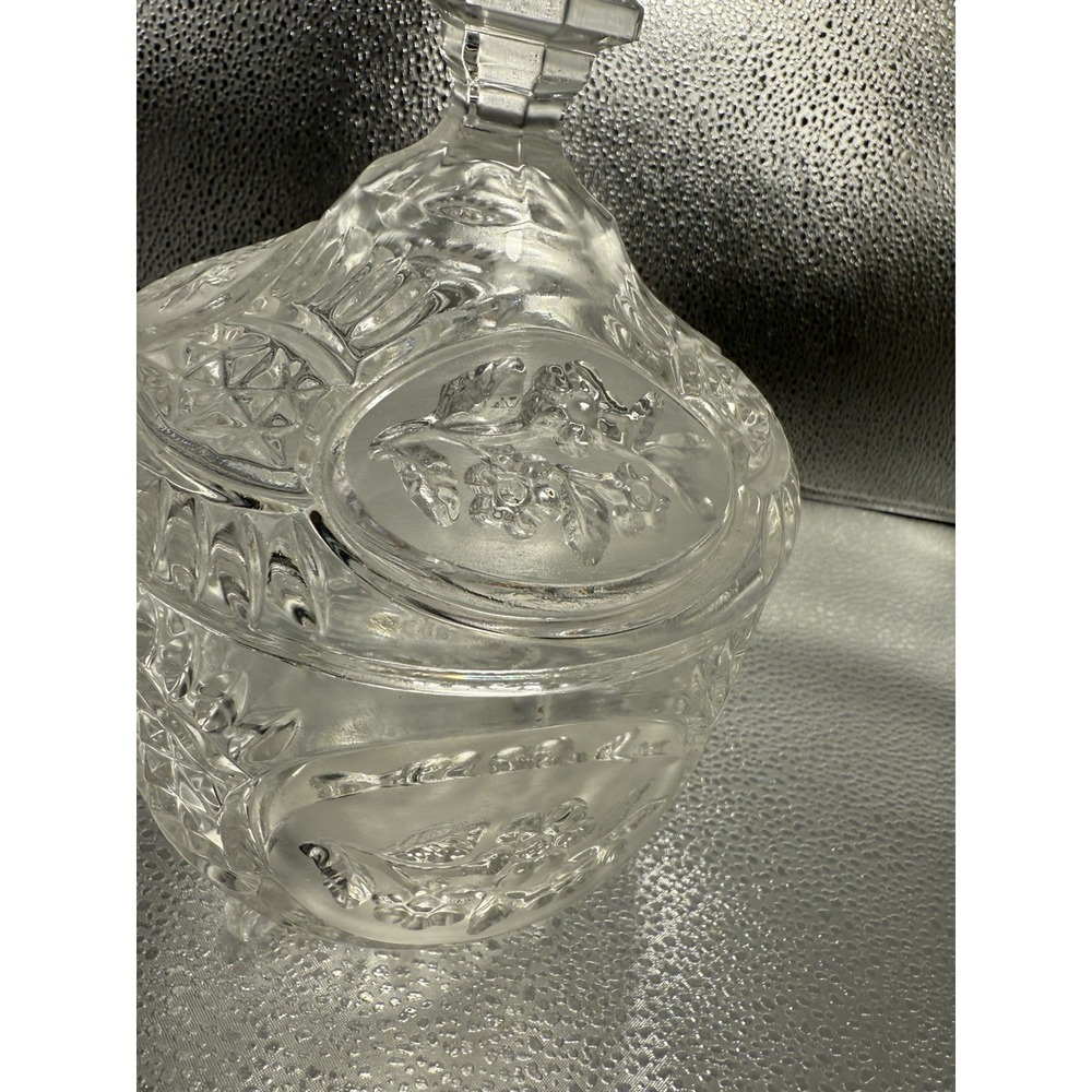 Vintage Clear‎ Cut Glass Heavy Compote 3 Footed Candy Dish w/ Steeple Lid - Picture 2 of 6